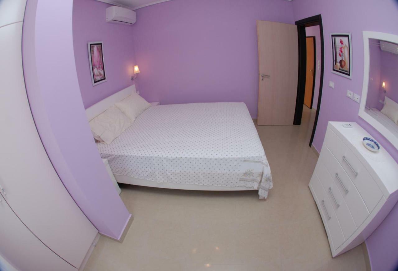 Erti'S Apartments Sarandë Eksteriør billede