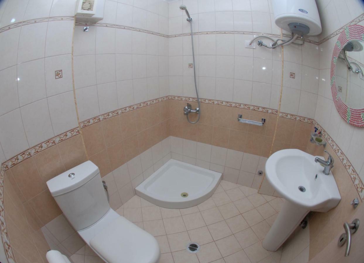 Erti'S Apartments Sarandë Eksteriør billede