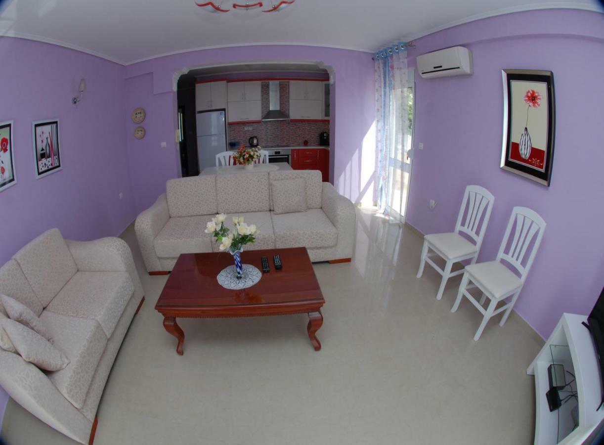 Erti'S Apartments Sarandë Eksteriør billede