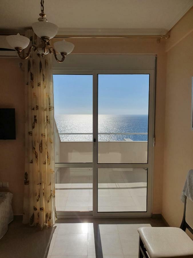 Erti'S Apartments Sarandë Eksteriør billede