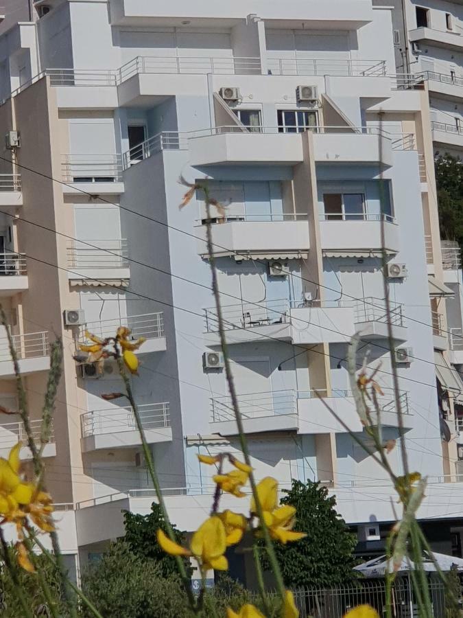 Erti'S Apartments Sarandë Eksteriør billede